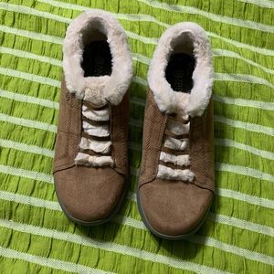 Bzees super soft suede with faux fur slip on booties, size 10.